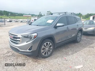 2020 GMC Terrain SLT z VIN 3GKALVEX1LL221746, wystawiony jako IAAI lot #42423745 z przebiegiem 94 489 mil mil oraz . Historia ofert i sprzedaży dostępna na DreamBid. Obrazek 2.