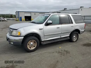 1999 Ford Expedition XLT z VIN 1FMRU1865XLA04589, wystawiony jako Copart lot #54066455 z przebiegiem 234 776 mil mil oraz Tytuł czysty. Historia ofert i sprzedaży dostępna na DreamBid. Obrazek 1.