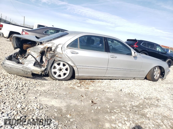 2001 Mercedes-Benz S-Class with VIN WDBNG75JX1A157279, listed as a Copart auction lot 45526185 with 0 mi miles and Salvage Title. Bid and sale history available at carsss.com. Image 3.