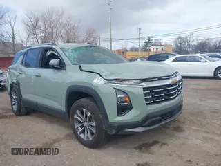 2025 Chevrolet Equinox FWD LT with VIN 3GNAXHEG7SL114014, listed as a IAAI auction lot 42026144 with 6,147 mi miles and . Bid and sale history available at DreamBid. Image 1.
