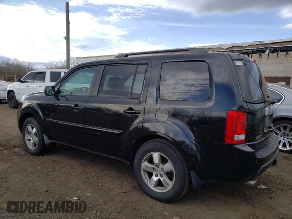 2009 Honda Pilot EX-L with VIN 5FNYF48679B017023, listed as a Copart auction lot 50748695 with 186,273 mi miles and Salvage Title. Bid and sale history available at carsss.com. Image 2.