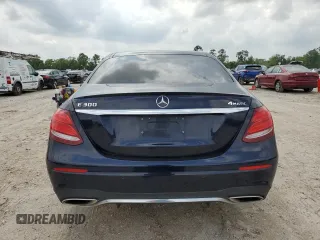 2017 Mercedes-Benz E 300 Luxury with VIN WDDZF4KB2HA128313, listed as a Copart auction lot 54372285 with 60,484 mi miles and Salvage title. Bid and sale history available at DreamBid. Image 6.