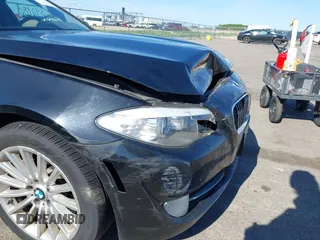 2013 BMW 5 Series 535i xDrive with VIN WBAFU7C51DDU69401, listed as a IAAI auction lot 42340780 with 193,869 mi miles and . Bid and sale history available at DreamBid. Image 18.