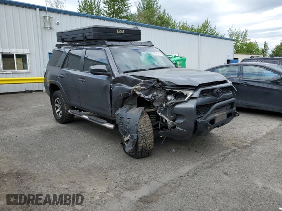 2015 Toyota 4Runner Limited with VIN JTEBU5JRXF5266236, listed as a Copart auction lot 49510415 with 119,317 mi miles and Salvage title. Bid and sale history available at DreamBid. Image 4.