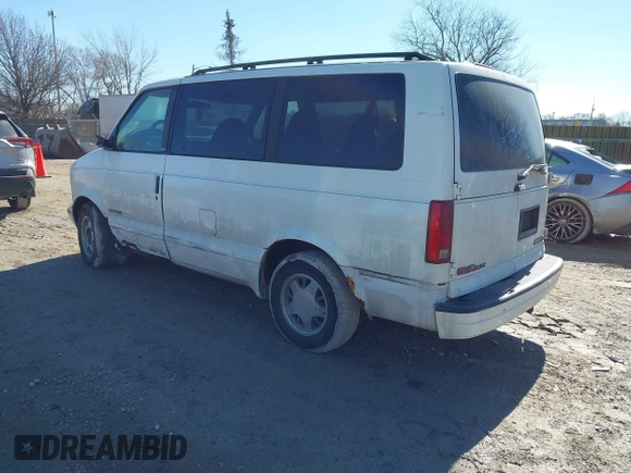 1997 GMC Safari with VIN 1GKDM19W5VB519516, listed as a IAAI auction lot 41662339 with 168,312 mi miles. Bid and sale history available at carsss.com. Image 3.