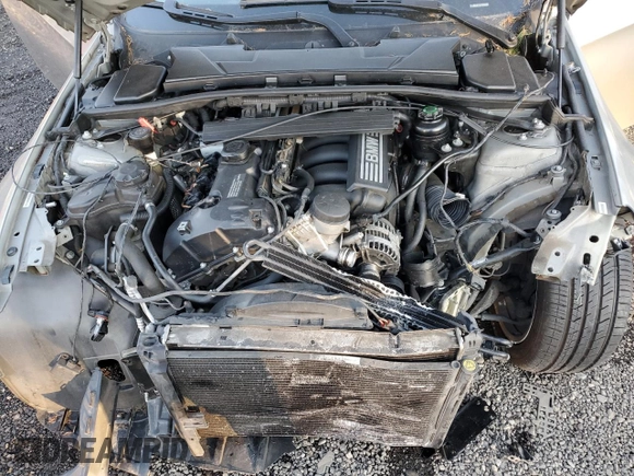 2008 BMW 3 Series 328i with VIN WBAWR33588P150740, listed as a Copart auction lot 42243825 with 78,074 mi miles and Salvage title. Bid and sale history available at DreamBid. Image 11.
