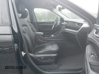 2023 Jeep Grand Cherokee Limited z VIN 1C4RJHBG8PC606569, wystawiony jako IAAI lot #42240268 z przebiegiem 32 892 mil mil oraz . Historia ofert i sprzedaży dostępna na DreamBid. Obrazek 5.