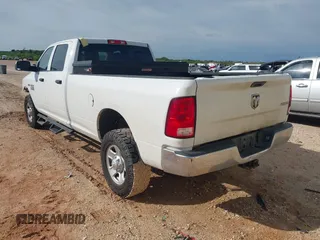 2017 Ram 2500 Tradesman с VIN 3C7WR5HJ5HG744455, выставлен на аукционе IAAI как лот 42216613 с пробегом 93 145 миль миль и . История ставок и продаж доступна на DreamBid. Изображение 3.