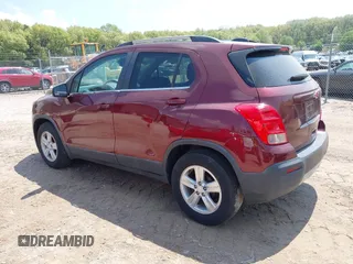 2016 Chevrolet Trax LT z VIN 3GNCJLSB9GL152213, wystawiony jako IAAI lot #42264657 z przebiegiem 126 710 mil mil oraz . Historia ofert i sprzedaży dostępna na DreamBid. Obrazek 3.