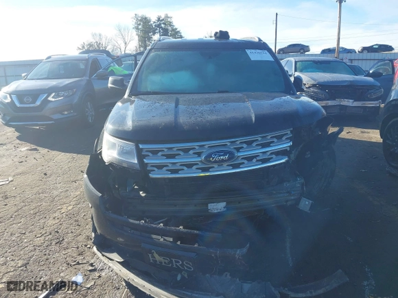 2019 Ford Explorer XLT with VIN 1FM5K7DH5KGB51334, listed as a IAAI auction lot 41436521 with 120,909 mi miles. Bid and sale history available at carsss.com. Image 12.