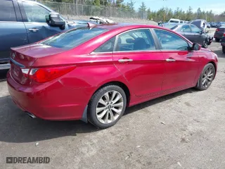 2011 Hyundai Sonata SE with VIN 5NPEC4AC4BH271758, listed as a IAAI auction lot 42019270 with 157,006 mi miles. Bid and sale history available at carsss.com. Image 4.