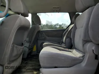 2009 Toyota Sienna CE with VIN 5TDZK23C09S264686, listed as a Copart auction lot 53843565 with 276,509 mi miles and Salvage Title. Bid and sale history available at carsss.com. Image 11.