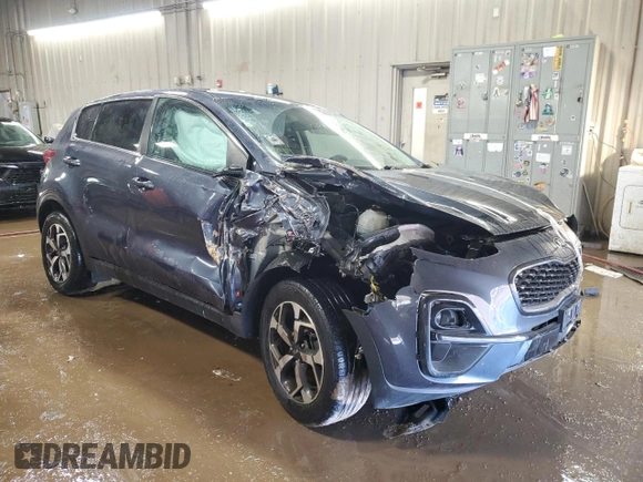 2020 Kia Sportage LX with VIN KNDPMCAC8L7709154, listed as a Copart auction lot 48353215 with 65,511 mi miles and Salvage Title. Bid and sale history available at carsss.com. Image 4.