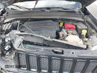 2019 Jeep Renegade Latitude z VIN ZACNJABB4KPK48494, wystawiony jako IAAI lot #42194525 z przebiegiem 76 134 mil mil oraz . Historia ofert i sprzedaży dostępna na DreamBid. Obrazek 10.