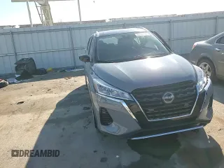 2023 Nissan Kicks SV with VIN 3N1CP5CV0PL551526, listed as a Copart auction lot 49707195 with 8,371 mi miles and Salvage Title. Bid and sale history available at DreamBid. Image 12.