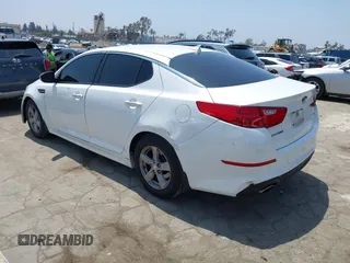 2015 Kia Optima LX with VIN KNAGM4A78F5661726, listed as a IAAI auction lot 42161244 with 105,521 mi miles. Bid and sale history available at carsss.com. Image 3.