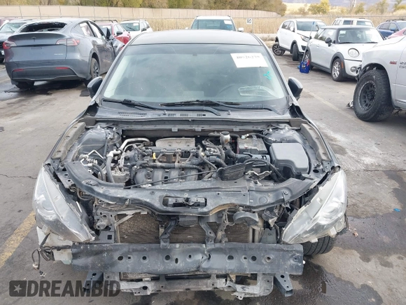 2014 Mazda 3 i Sport with VIN JM1BM1K72E1186770, listed as a IAAI auction lot 40926275 with 146,490 mi miles and . Bid and sale history available at carsss.com. Image 12.