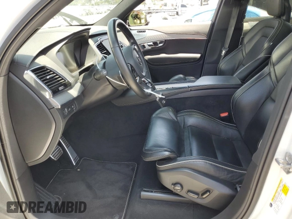 2020 Volvo XC90 R-Design with VIN YV4BR0CMXL1616605, listed as a Copart auction lot 60628505 with 38,417 mi miles and Salvage title. Bid and sale history available at DreamBid. Image 7.