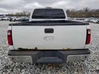 2008 Ford Super Duty F-250 SRW XL with VIN 1FTSX21R88EA37468, listed as a Copart auction lot 53262105 with 174,210 mi miles and Salvage Title. Bid and sale history available at carsss.com. Image 6.