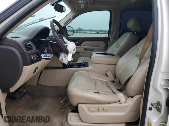 2013 GMC Yukon Denali with VIN 1GKS1EEF6DR326097, listed as a Copart auction lot 84966724 with 140,115 mi miles and Salvage Title. Bid and sale history available at carsss.com. Image 7.