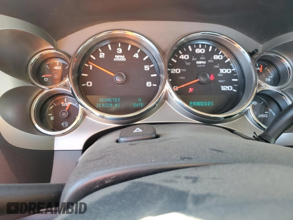 2009 Chevrolet Silverado 1500 LT with VIN 3GCEC23C49G124831, listed as a Copart auction lot 79709444 with 319,229 mi miles and Salvage Title. Bid and sale history available at carsss.com. Image 9.