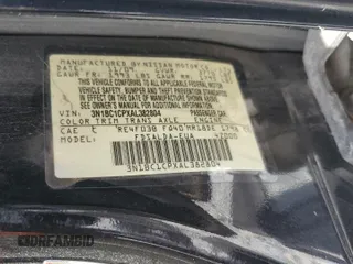 2010 Nissan Versa S z VIN 3N1BC1CPXAL382804, wystawiony jako Copart lot #63652575 z przebiegiem 168 051 mil mil oraz Szkoda całkowita • Salvage title. Historia ofert i sprzedaży dostępna na DreamBid. Obrazek 14.