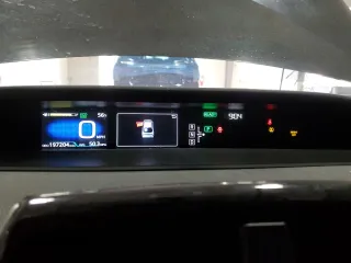 2016 Toyota Prius Two z VIN JTDKBRFU5G3004734, wystawiony jako Copart lot #52935165 z przebiegiem 197 204 mil mil oraz Szkoda całkowita • Salvage title. Historia ofert i sprzedaży dostępna na DreamBid. Obrazek 9.