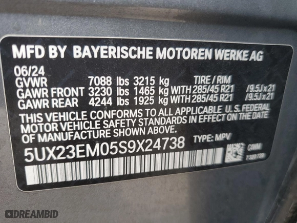2025 BMW X7 xDrive40i with VIN 5UX23EM05S9X24738, listed as a Copart auction lot 50720785 with 22,413 mi miles and Clean Title. Bid and sale history available at carsss.com. Image 13.