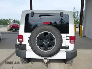 2012 Jeep Wrangler Unlimited Sahara with VIN 1C4BJWEG7CL275883, listed as a IAAI auction lot 42510764 with 149,531 mi miles and . Bid and sale history available at DreamBid. Image 17.