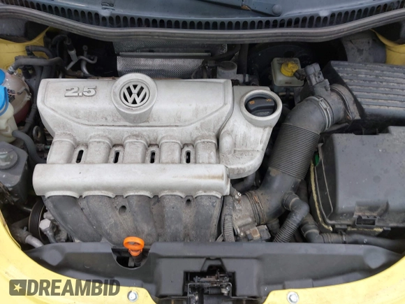 2009 Volkswagen Beetle S with VIN 3VWRW31C09M514034, listed as a IAAI auction lot 41969381 with 147,278 mi miles and . Bid and sale history available at DreamBid. Image 10.