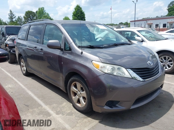 2011 Toyota Sienna LE AAS with VIN 5TDKK3DC1BS164723, listed as a IAAI auction lot 42145480 with 220,349 mi miles. Bid and sale history available at carsss.com. Image 13.