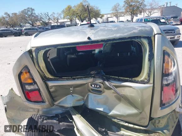 2011 Kia Soul + with VIN KNDJT2A21B7256665, listed as a IAAI auction lot 41741905 with 56,312 mi miles. Bid and sale history available at carsss.com. Image 16.