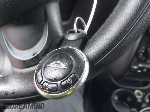 2014 MINI Countryman with VIN WMWZB3C53EWM32495, listed as a IAAI auction lot 41949096 with 161,524 mi miles and . Bid and sale history available at DreamBid. Image 11.
