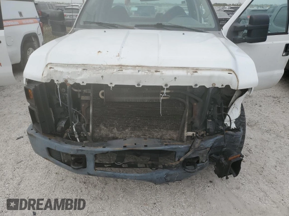 2008 Ford F-250 XL z VIN 1FTSX20518EA70245, wystawiony jako Copart lot #74318494 z przebiegiem Nie podano mil oraz Nie do naprawy • Non repairable. Historia ofert i sprzedaży dostępna na DreamBid. Obrazek 11.