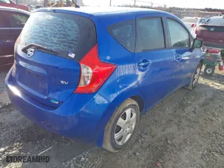 2015 Nissan Versa Note S Plus with VIN 3N1CE2CP9FL360627, listed as a IAAI auction lot 41780780 with 140,417 mi miles. Bid and sale history available at carsss.com. Image 4.