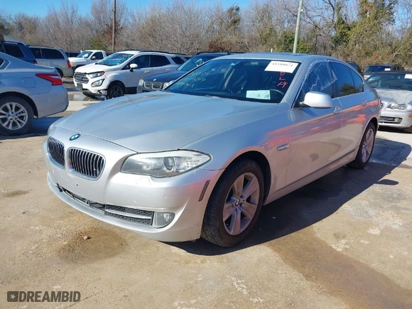 2012 BMW 5 Series 528i with VIN WBAXG5C56CC594284, listed as a IAAI auction lot 41180871 with 99,908 mi miles. Bid and sale history available at carsss.com. Image 2.