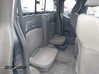 2016 Nissan Frontier SV z VIN 1N6AD0CW8GN762429, wystawiony jako IAAI lot #42233876 z przebiegiem 105 609 mil mil oraz . Historia ofert i sprzedaży dostępna na DreamBid. Obrazek 8.