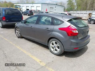 2014 Ford Focus SE with VIN 1FADP3K2XEL326882, listed as a IAAI auction lot 42183188 with 101,450 mi miles and . Bid and sale history available at carsss.com. Image 3.