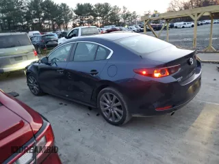 2021 Mazda 3 Select with VIN 3MZBPBBMXMM204787, listed as a Copart auction lot 82631024 with 19,031 mi miles and Salvage Title. Bid and sale history available at carsss.com. Image 2.