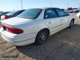 2001 Buick Regal LS with VIN 2G4WB55K211123229, listed as a IAAI auction lot 41602605 with 1 mi miles. Bid and sale history available at carsss.com. Image 4.