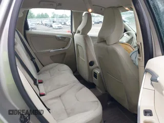 2013 Volvo XC60 3.2L with VIN YV4952DL4D2452677, listed as a IAAI auction lot 42273803 with 141,639 mi miles and . Bid and sale history available at DreamBid. Image 8.
