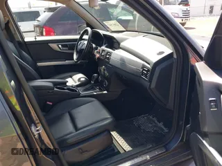 2010 Mercedes-Benz GLK 350 with VIN WDCGG8HB4AF310188, listed as a IAAI auction lot 42057567 with 172,774 mi miles and . Bid and sale history available at DreamBid. Image 5.