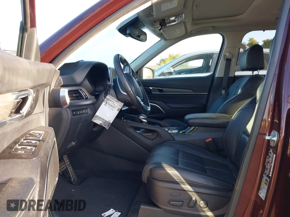 2022 Kia Telluride SX with VIN 5XYP54HC1NG203695, listed as a IAAI auction lot 41947136 with 54,797 mi miles and . Bid and sale history available at DreamBid. Image 5.