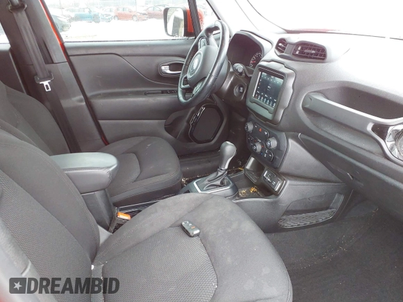 2020 Jeep Renegade Latitude with VIN ZACNJABB9LPL17388, listed as a IAAI auction lot 41276524 with 49,086 mi miles and . Bid and sale history available at DreamBid. Image 5.
