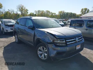 2018 Volkswagen Atlas SE z VIN 1V2KR2CA8JC547630, wystawiony jako IAAI lot #40532172 z przebiegiem 95 576 mil mil oraz . Historia ofert i sprzedaży dostępna na DreamBid. Obrazek 1.