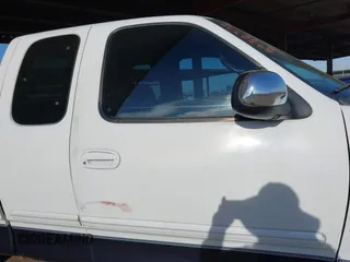 2000 Ford F-150 with VIN 2FTPX17LXYCA23919, listed as a IAAI auction lot 41625192 with 141,028 mi miles and . Bid and sale history available at DreamBid. Image 13.