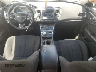 2016 Chrysler 200 Limited z VIN 1C3CCCAB4GN159868, wystawiony jako Copart lot #58318145 z przebiegiem 128 716 mil mil oraz Szkoda całkowita • Salvage title. Historia ofert i sprzedaży dostępna na DreamBid. Obrazek 8.