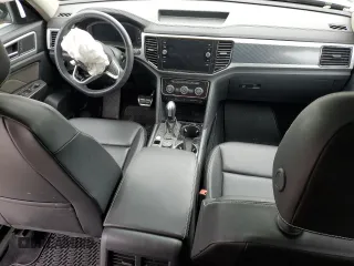2023 Volkswagen Atlas SEL R-Line Black z VIN 1V2SR2CA1PC552029, wystawiony jako Copart lot #54371935 z przebiegiem Nie podano mil oraz Szkoda całkowita • Salvage title. Historia ofert i sprzedaży dostępna na DreamBid. Obrazek 8.