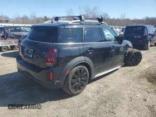 2023 MINI Countryman Cooper S with VIN WMZ83BR06P3P73590, listed as a Copart auction lot 52183235 with 22,108 mi miles and Salvage title. Bid and sale history available at DreamBid. Image 3.