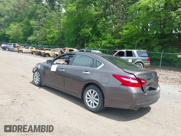 2017 Nissan Altima SL z VIN 1N4AL3AP3HC130928, wystawiony jako IAAI lot #42214859 z przebiegiem 17 mil mil oraz . Historia ofert i sprzedaży dostępna na DreamBid. Obrazek 3.